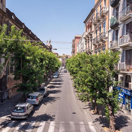 Terra Dell'Etna Apartment Catania Luaran gambar